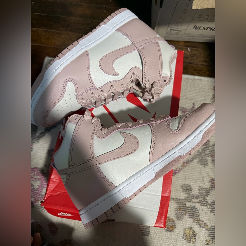 Nike Dunk High Pink